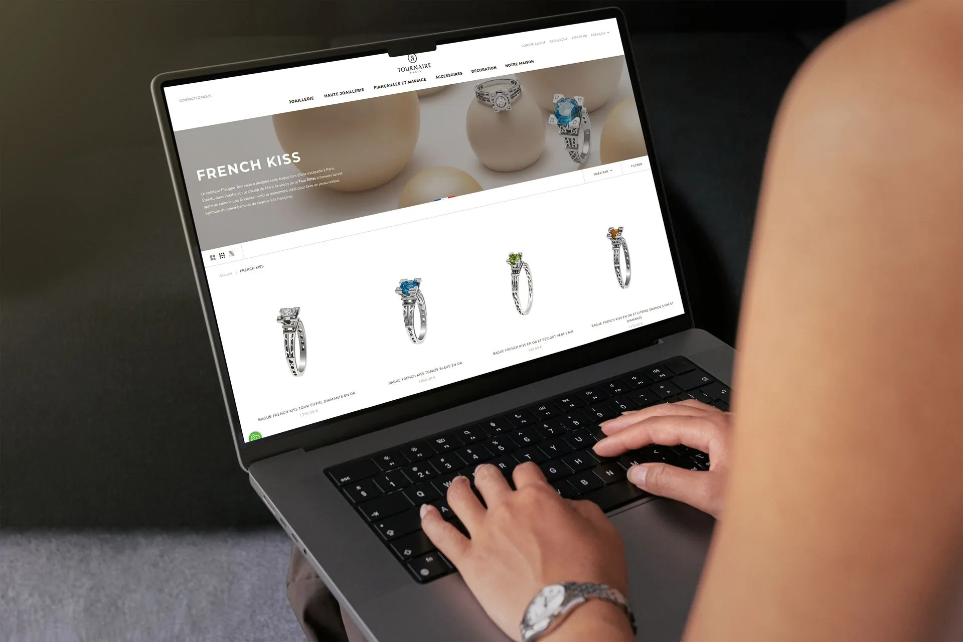 tournaire - MACBOOK-MOCKUP-04 copie