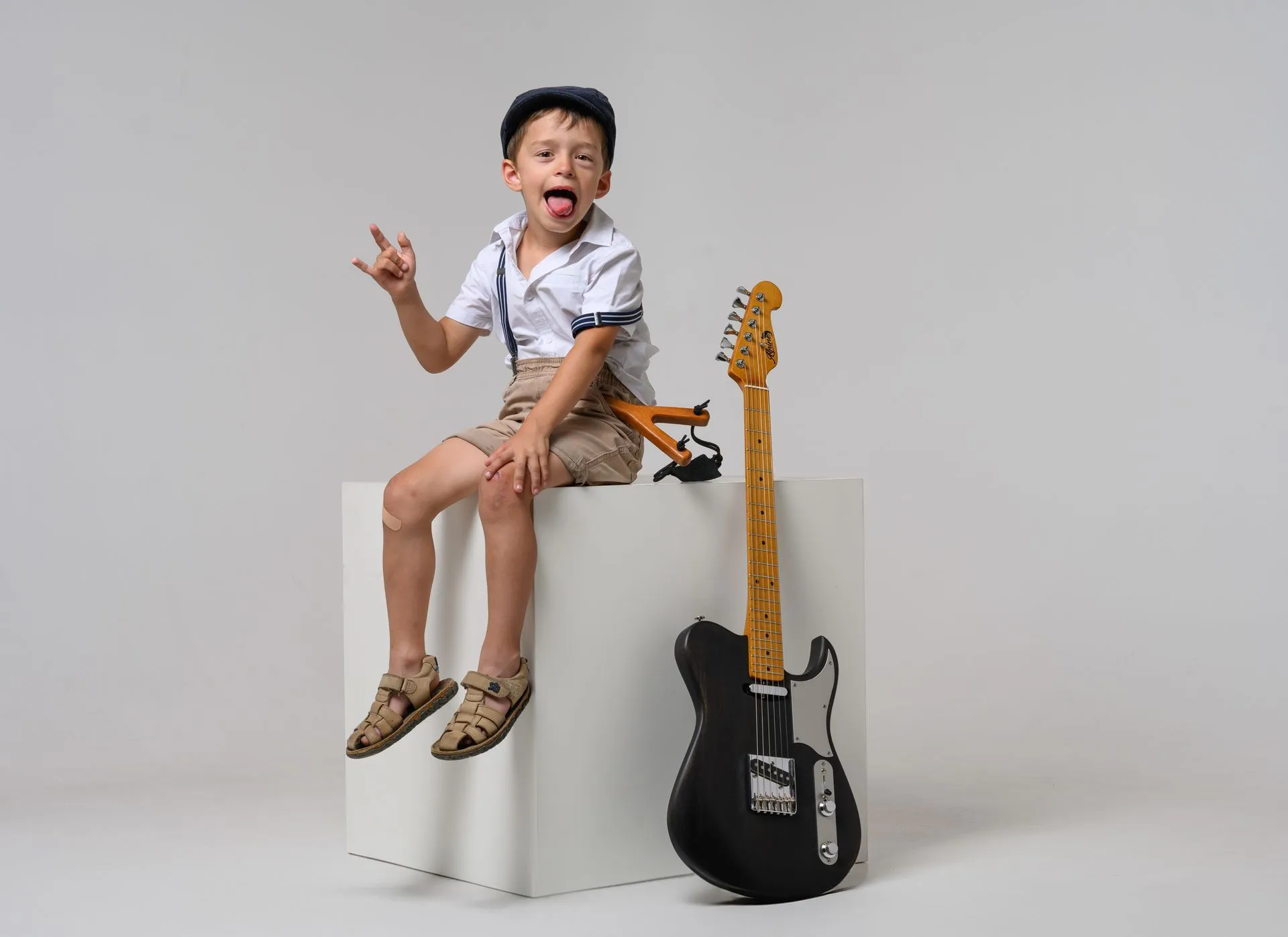 enfance - _CHA5214-Modifier_Enfance Andrezieux portrait enfant studio