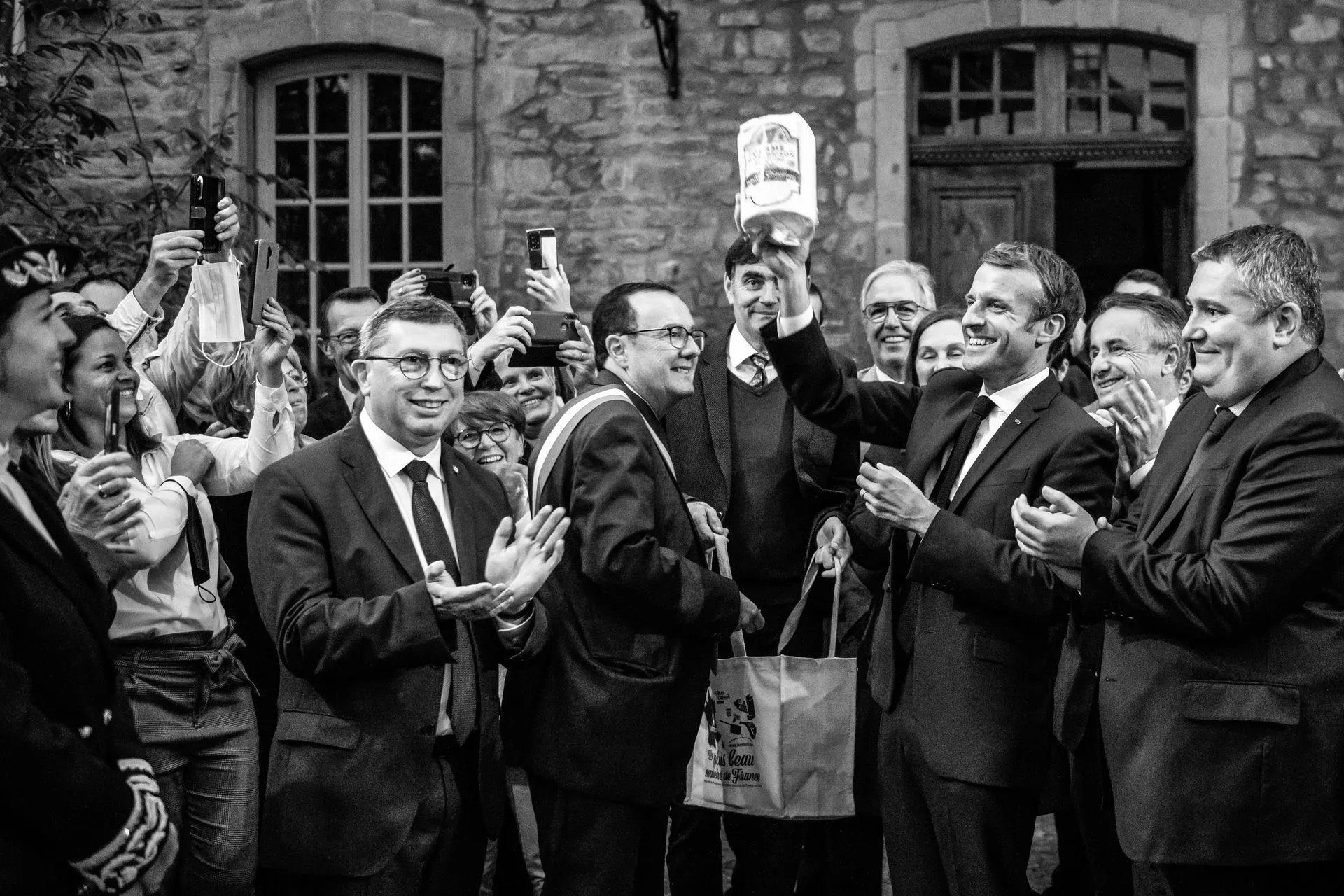 ville-de-montbrison - _CHA9026-Modifier_reportage institutionnel president montbrison