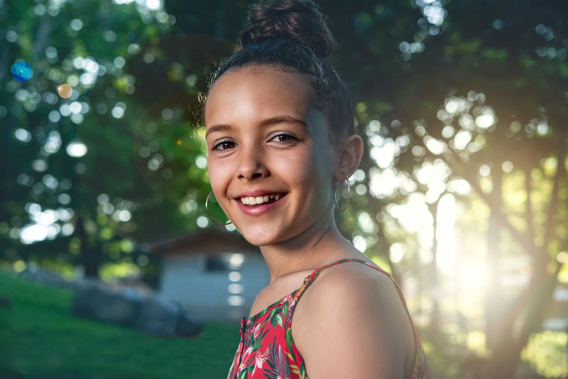 hors-les-murs - _CHV3343-Modifier_Laminamarc AIR_20x30_6735_Bois Foncéphotographe extérieur Montbrison, séance photo nature Loire, portrait famille plein air Forez, photographie outdoor Auvergne-Rhône-Alpes, shooting extérieur Saint-Étienne