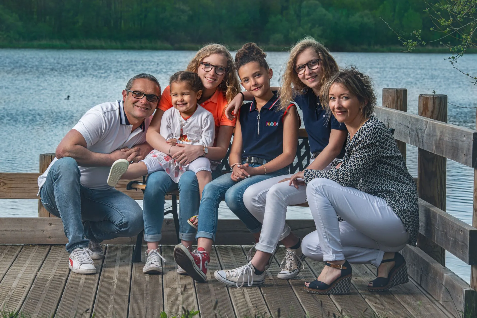 exterieur - _CHV8781-Modifier_Laminamarc AIR_30x45_6735_Bois Foncéphotographe extérieur Montbrison, séance photo nature Loire, portrait famille plein air Forez, photographie outdoor Auvergne-Rhône-Alpes, shooting extérieur Saint-Étienne